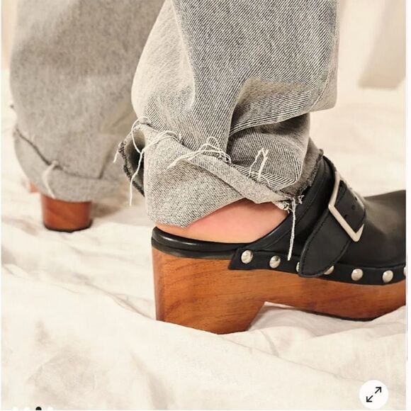 Free People Cluver City Black Leather Clogs with Silver Buckle US 10 - Picture 3 of 10